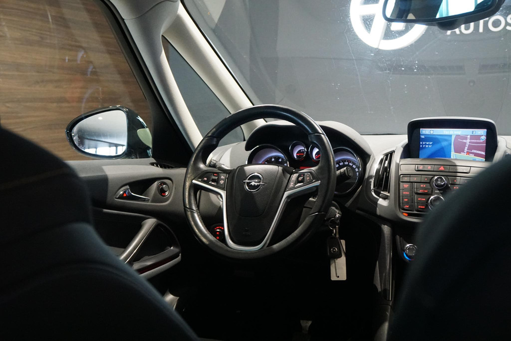 37018607-10.jpg