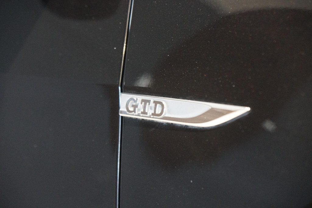 39988312-34.jpg