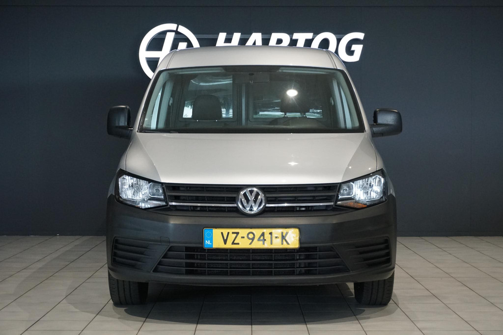 41626123-8.jpg