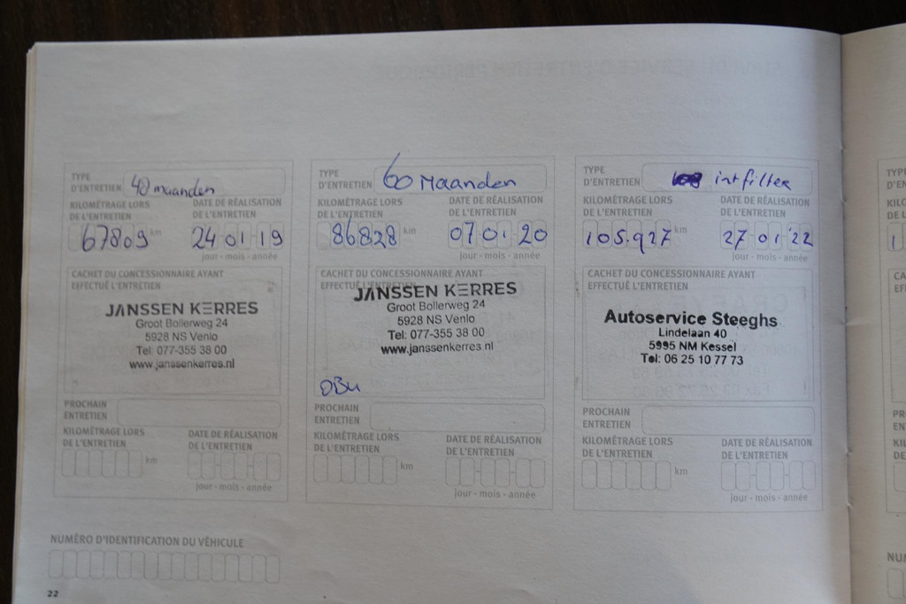 44526478-17.jpg