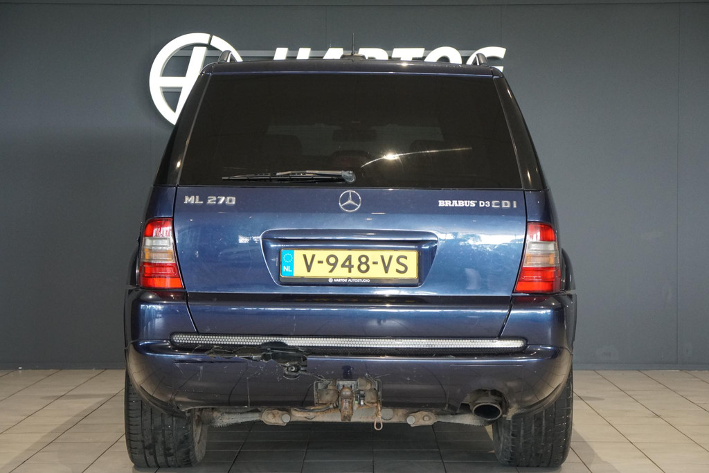 45740083-5.jpg