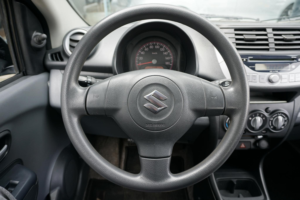53540035-16.jpg