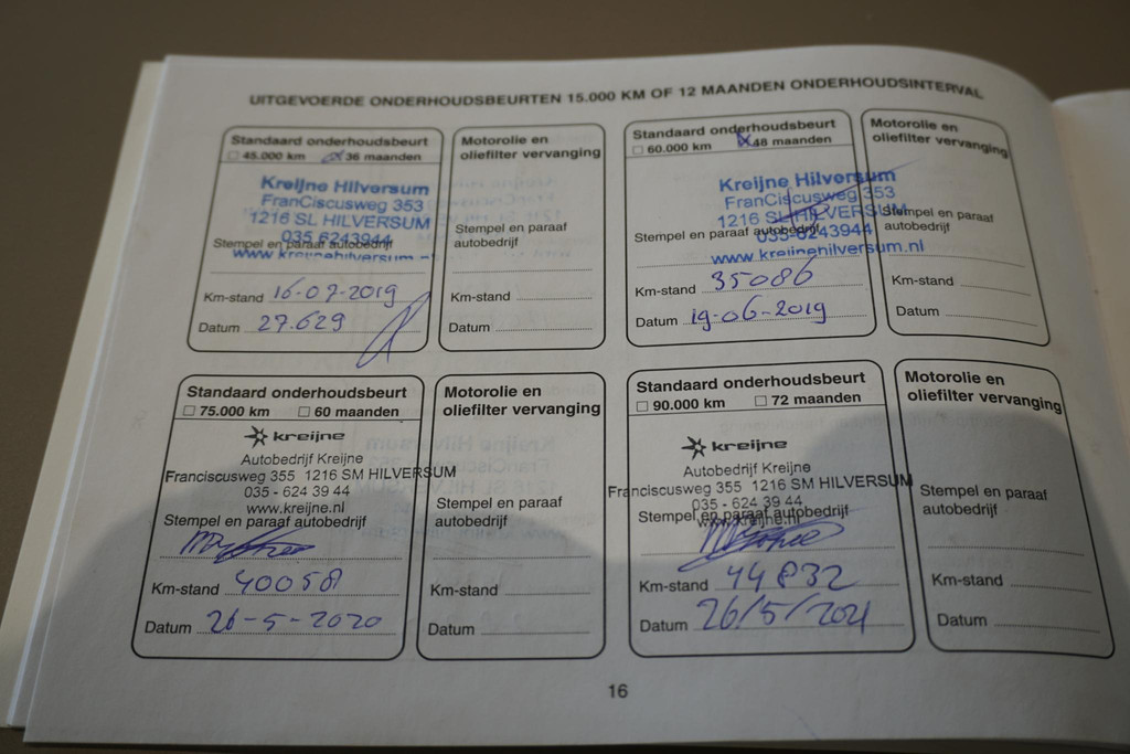 53540035-28.jpg