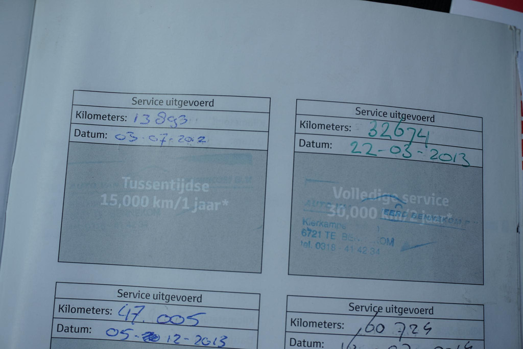 55128678-24.jpg