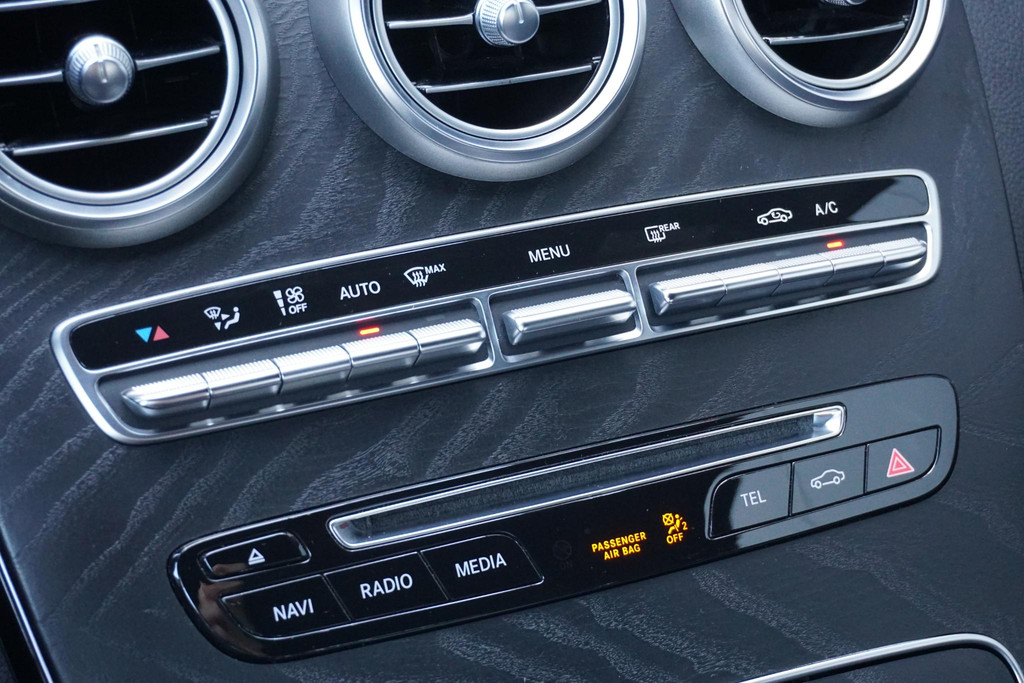 55507114-27.jpg